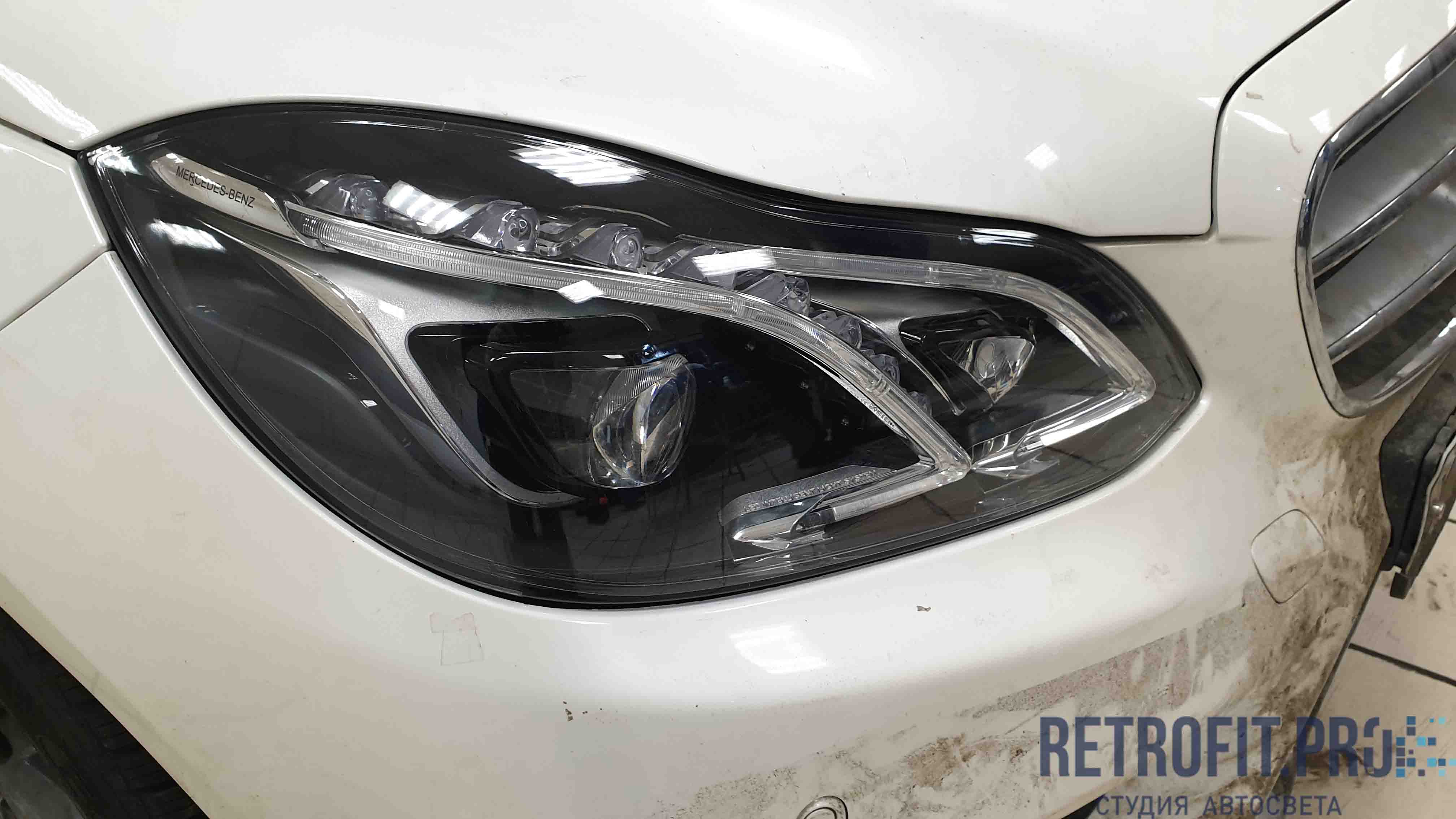 Замена стекла фары в Москве — Студия автосвета Retrofit.PRO