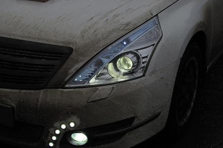 Nissan Teana (2008-2013) — установка Angel Eyes + светодиодные реснички