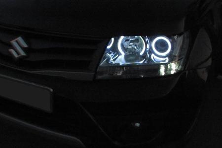 Suzuki Grand Vitara (2005-2015) — установка Angel Eyes (ver.2)